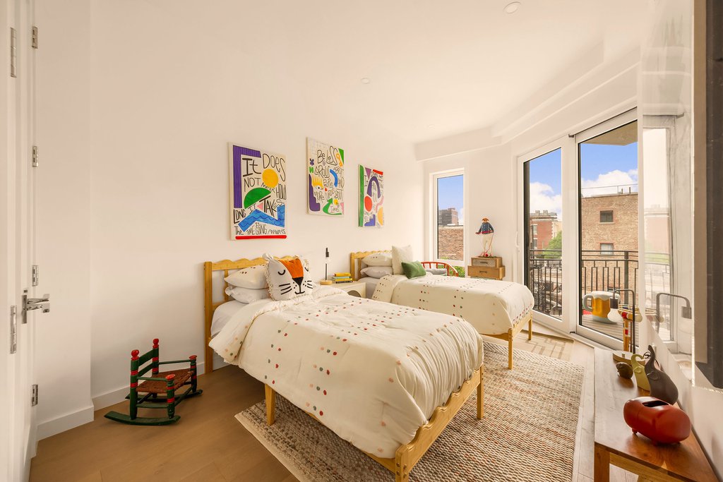 249 18th Street, Unit 4 photo 13