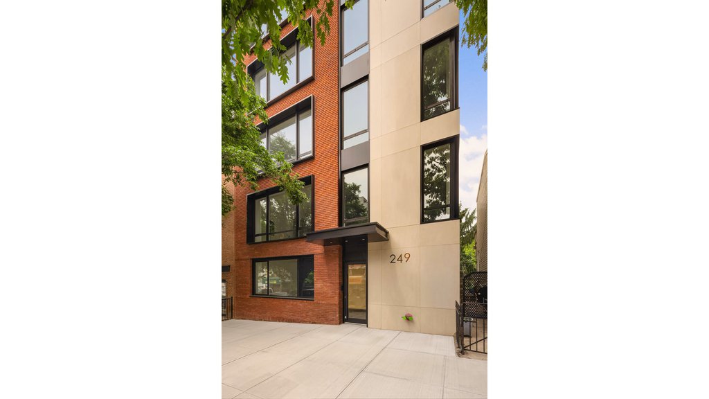 249 18th Street, Unit 4 photo 16