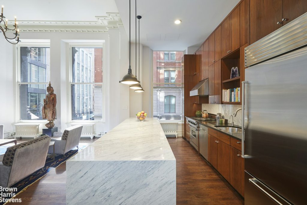 145 Nassau Street, Unit 2D photo 4