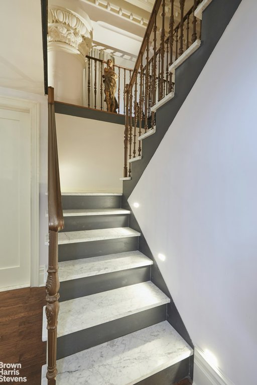 145 Nassau Street, Unit 2D photo 12