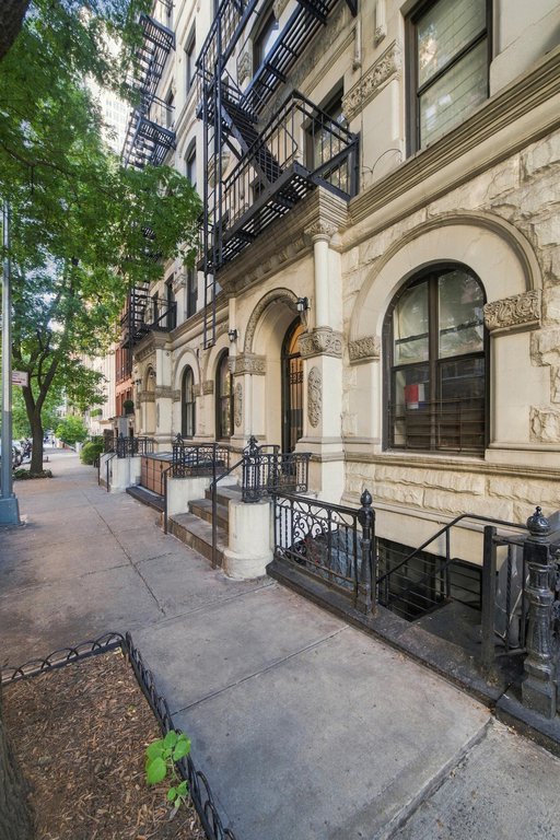 150 East 83rd Street, Unit 3C photo 5