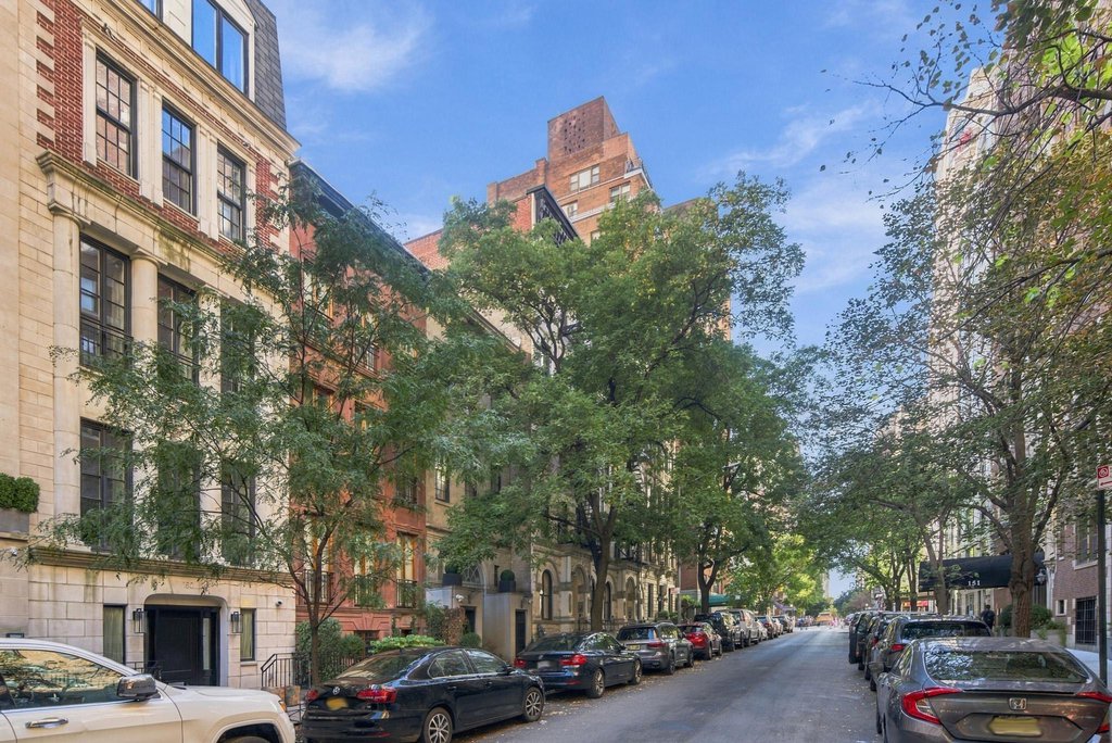 150 East 83rd Street, Unit 3C photo 6
