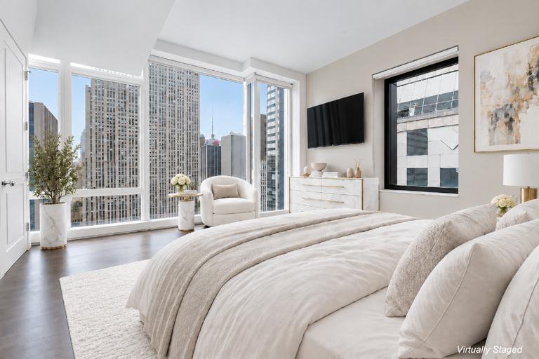 20 West 53rd Street, Unit 35B photo 4