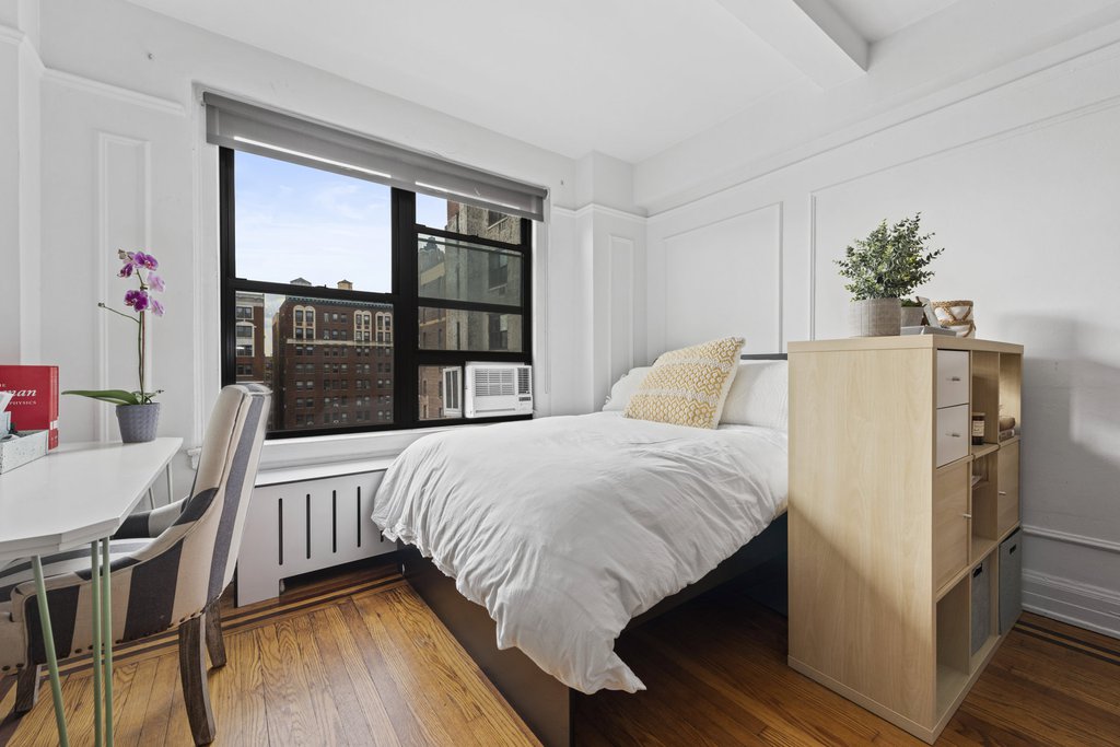 235 West 102nd Street, Unit 15S photo 2