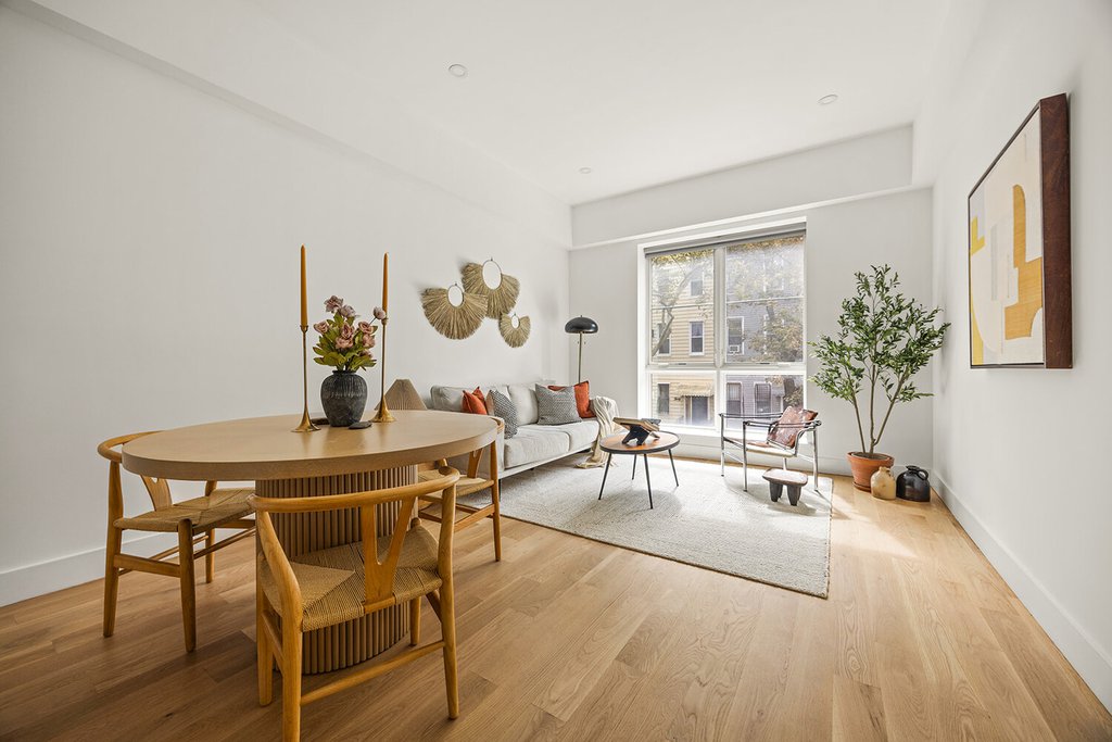 21 Powers Street, Unit 2A