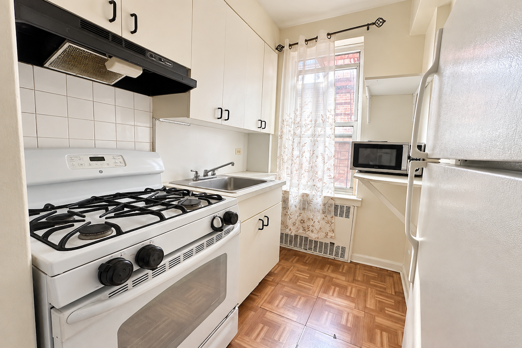 102-21 63rd Road, Unit A53 photo 10