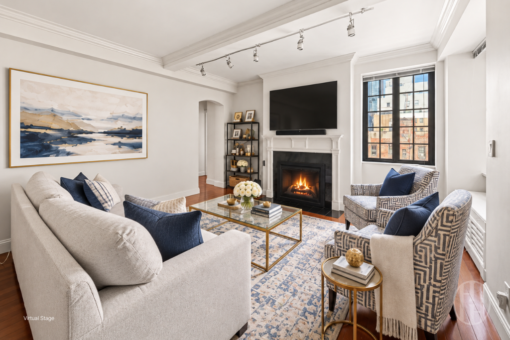 211 East 35th Street, Unit 8E photo 3