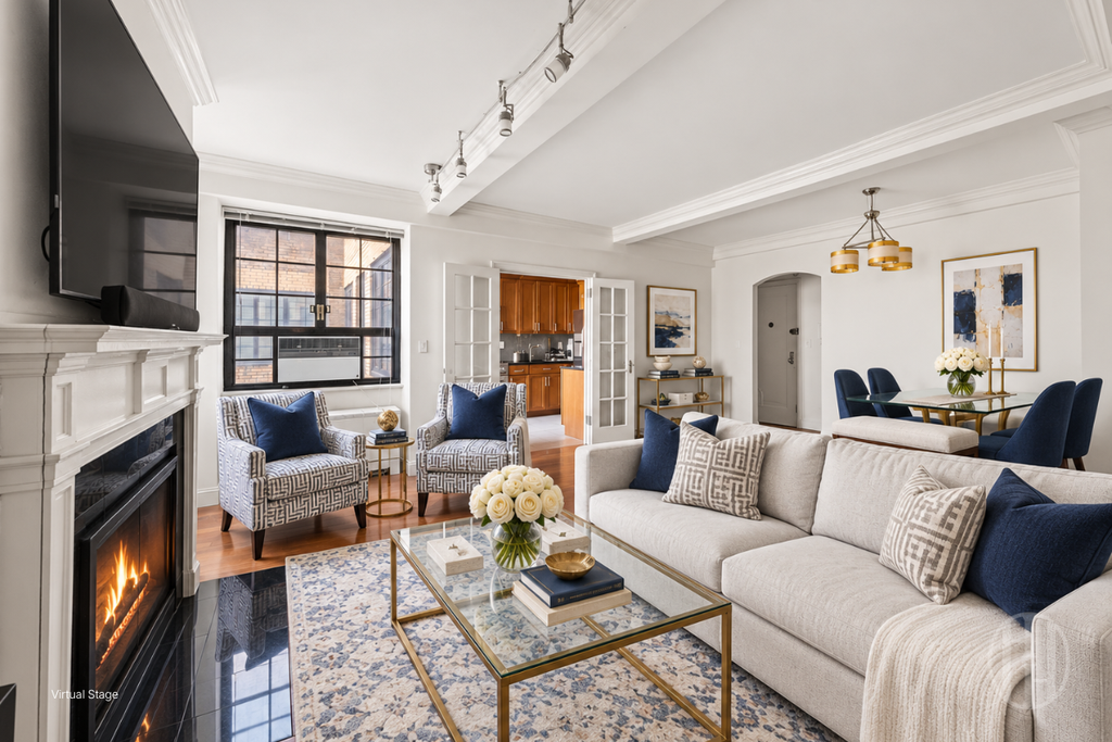 211 East 35th Street, Unit 8E photo 4