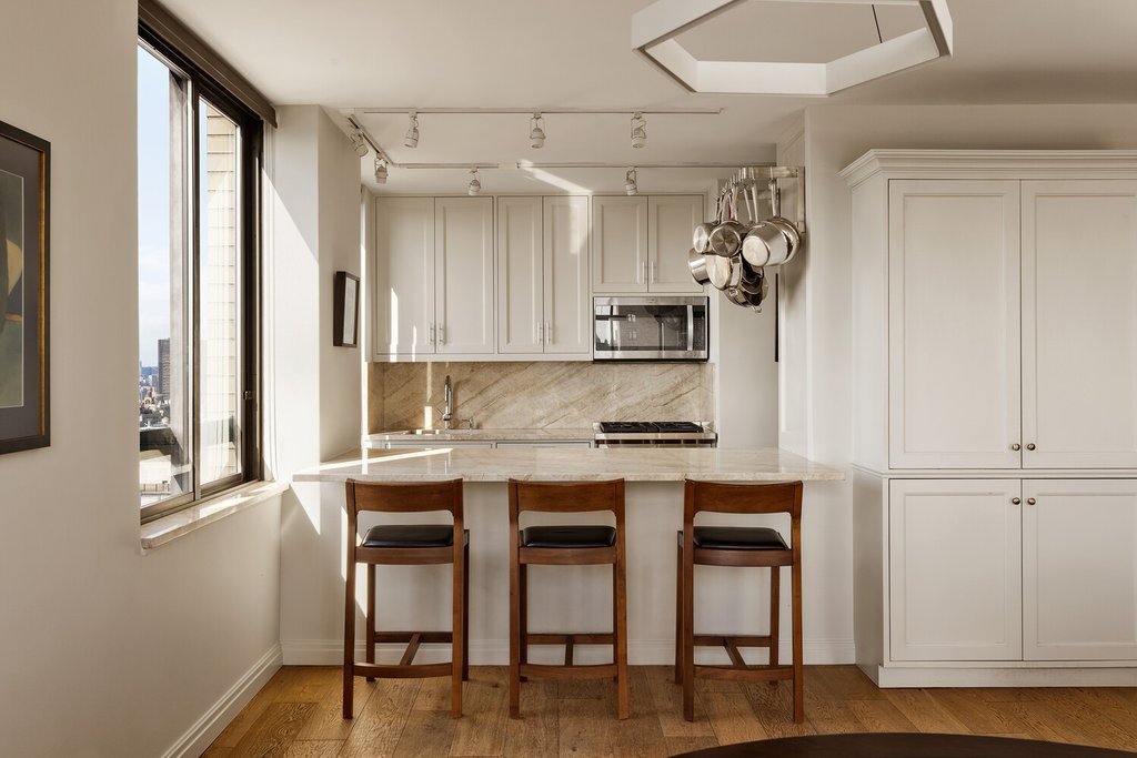 171 East 84th Street, Unit 33E photo 5