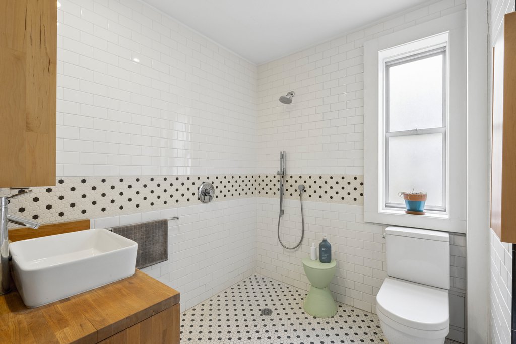 1075 Grand Concourse, Unit 5N photo 5