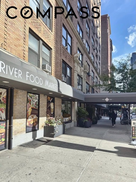 433 West 34th Street, Unit 4D photo 16