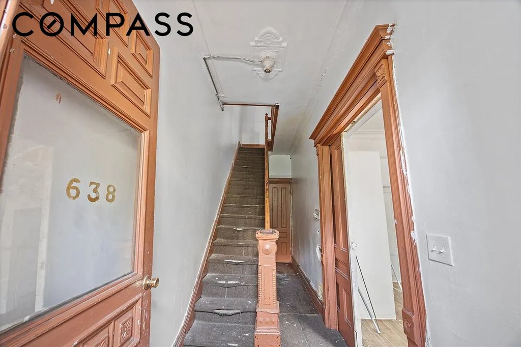 638 Halsey Street – For Sale photo 4