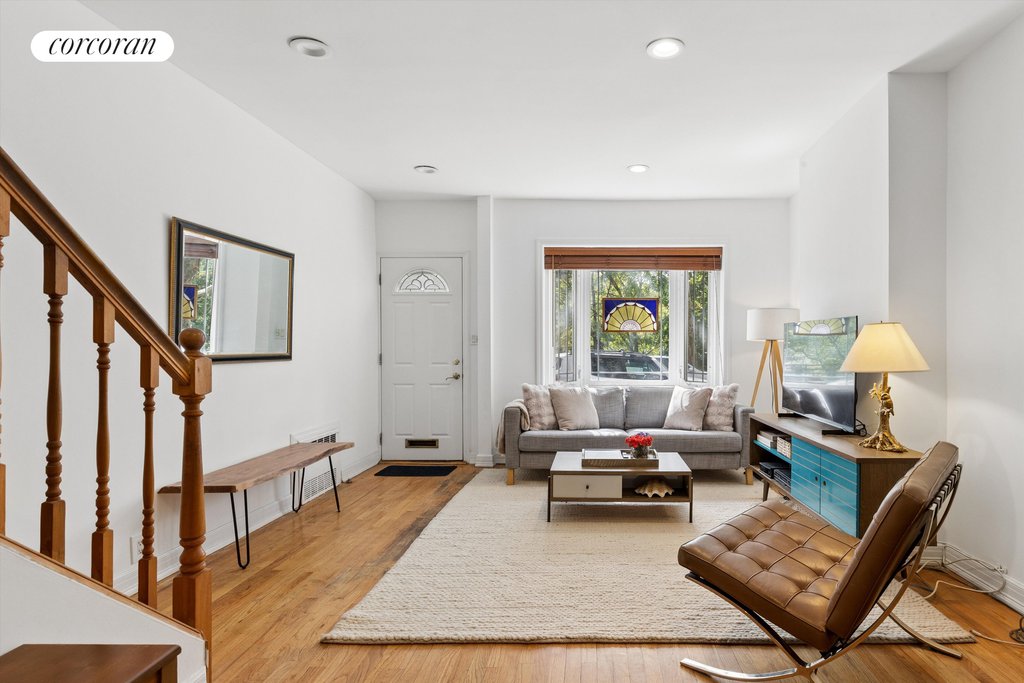 419 18th Street – For Sale