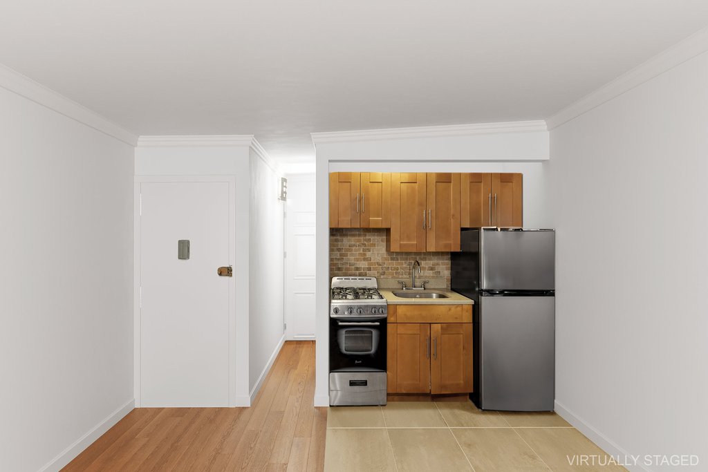 222 First Avenue, Unit 2B photo 3