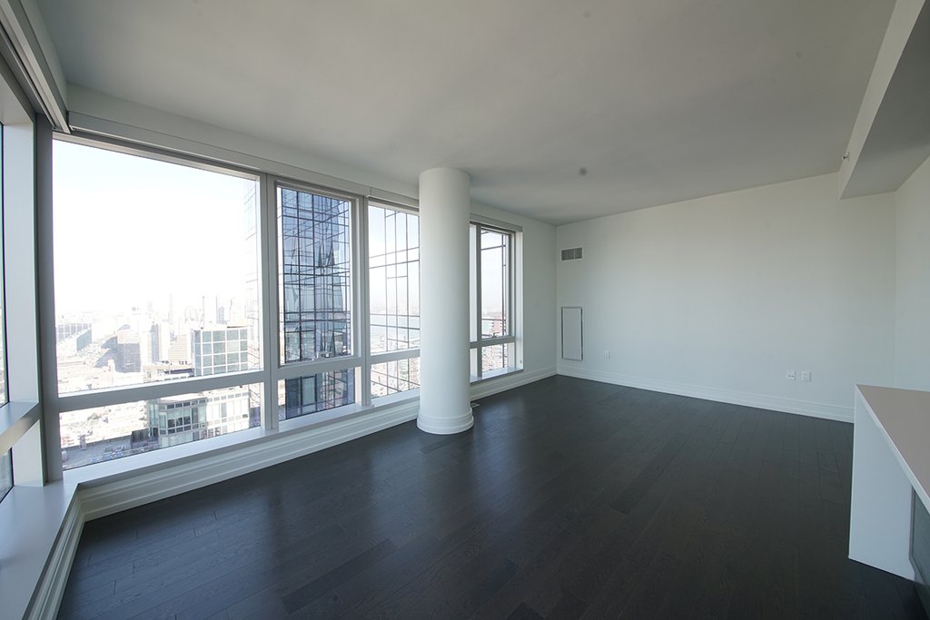 555 Tenth Avenue, Unit 50A photo 2