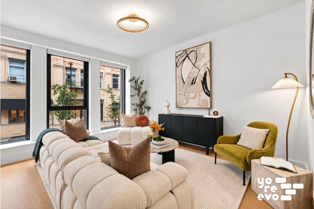 142 West 19th Street, Unit 2 photo 3