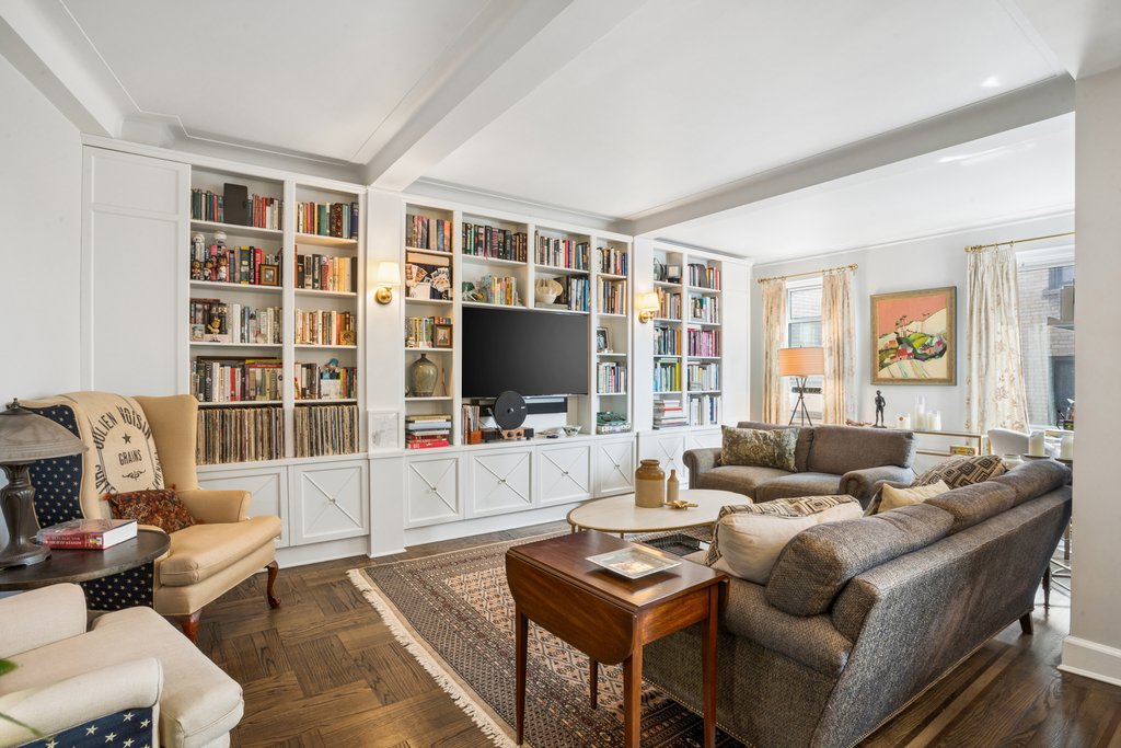 250 Cabrini Boulevard, Unit 7F