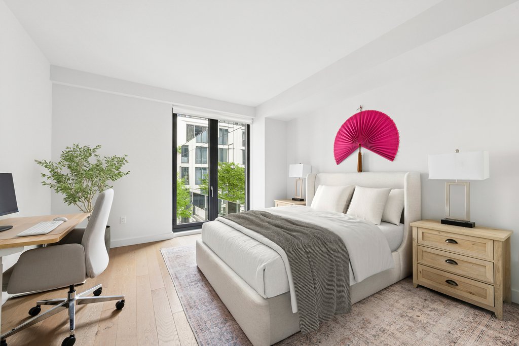 500 West 45th Street, Unit 530 photo 4