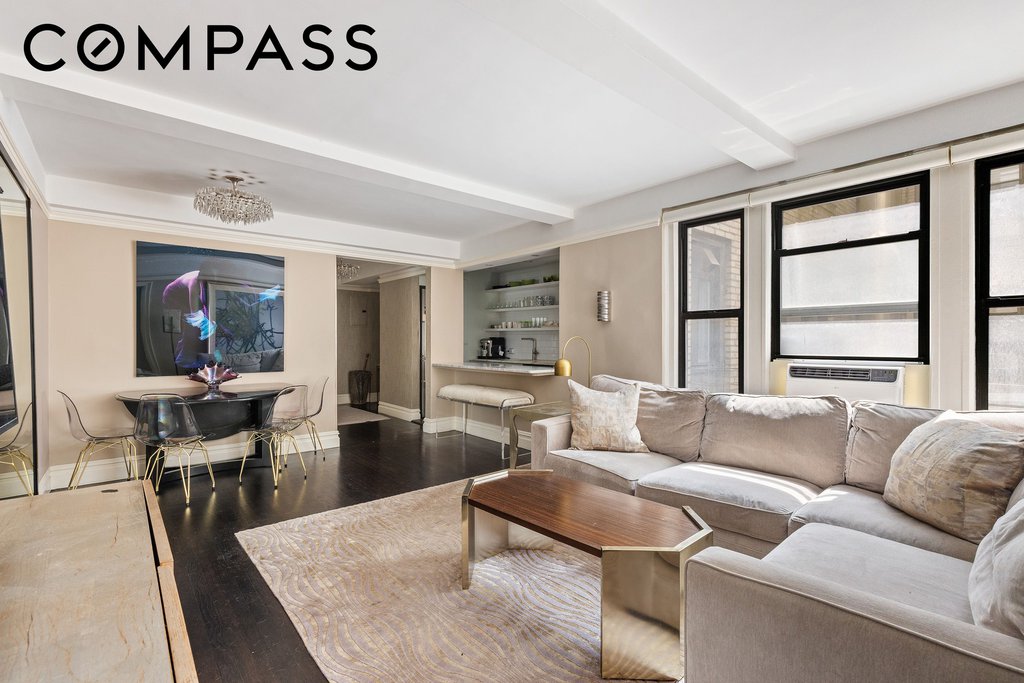 319 East 50th Street, Unit 7KL photo 2