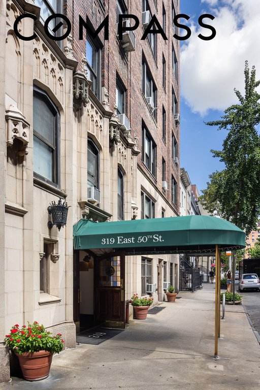 319 East 50th Street, Unit 7KL photo 12