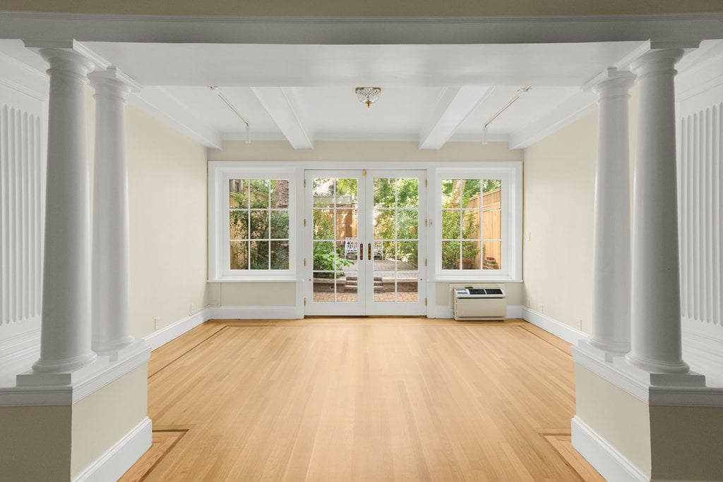 217 East 61st Street – For Sale photo 12