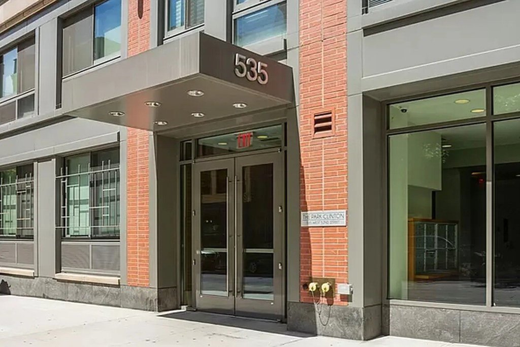 535 West 52nd Street, Unit 9E photo 10