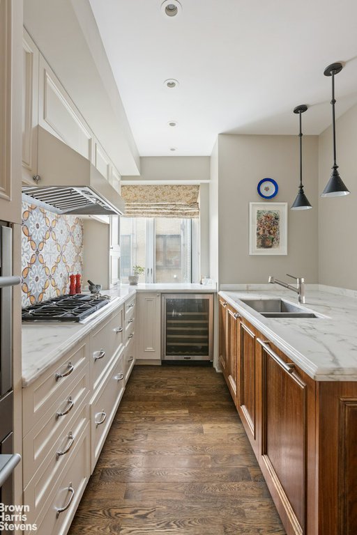 480 Park Avenue, Unit 12C photo 5