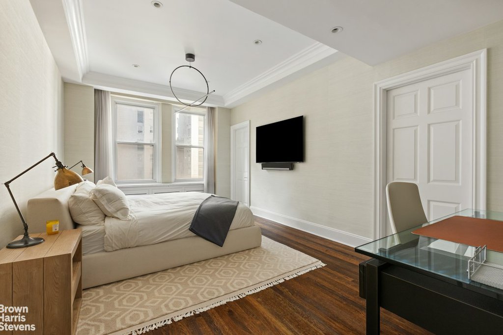 480 Park Avenue, Unit 12C photo 8