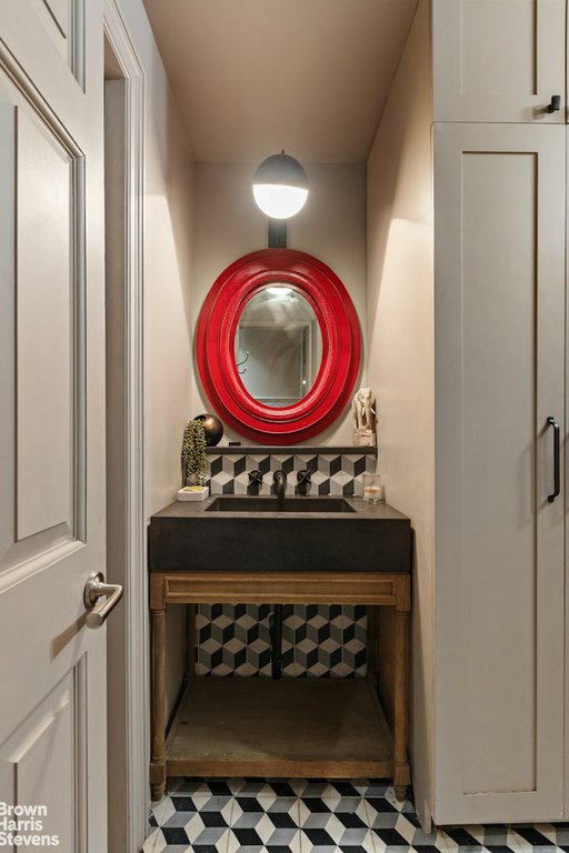 480 Park Avenue, Unit 12C photo 11