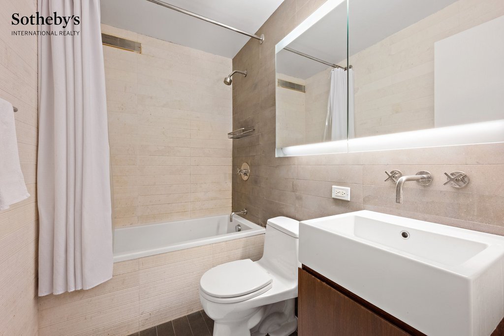 515 East 72nd Street, Unit 6J photo 7