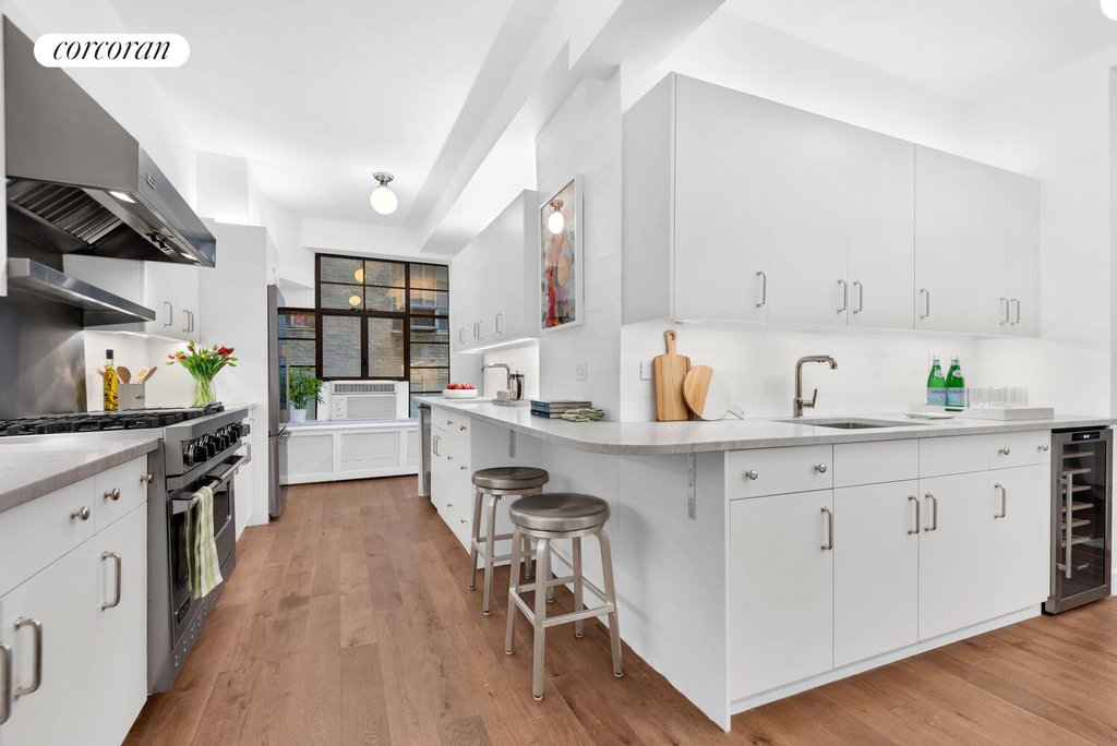 320 Central Park West, Unit 4A photo 7