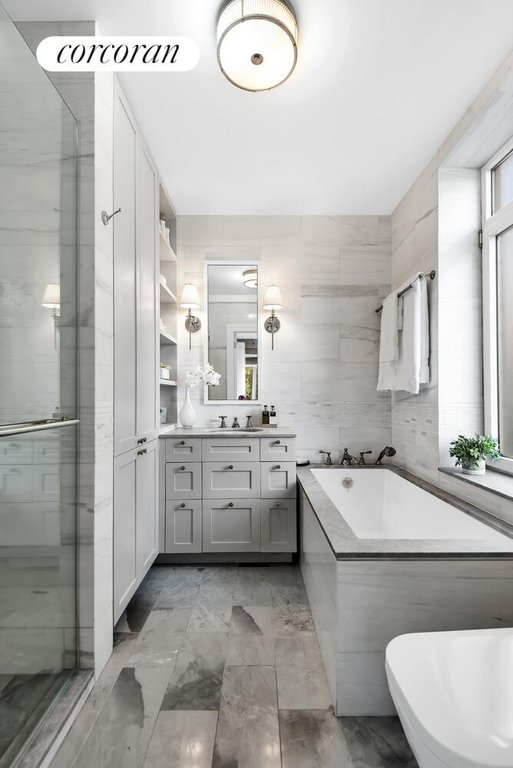 320 Central Park West, Unit 4A photo 17