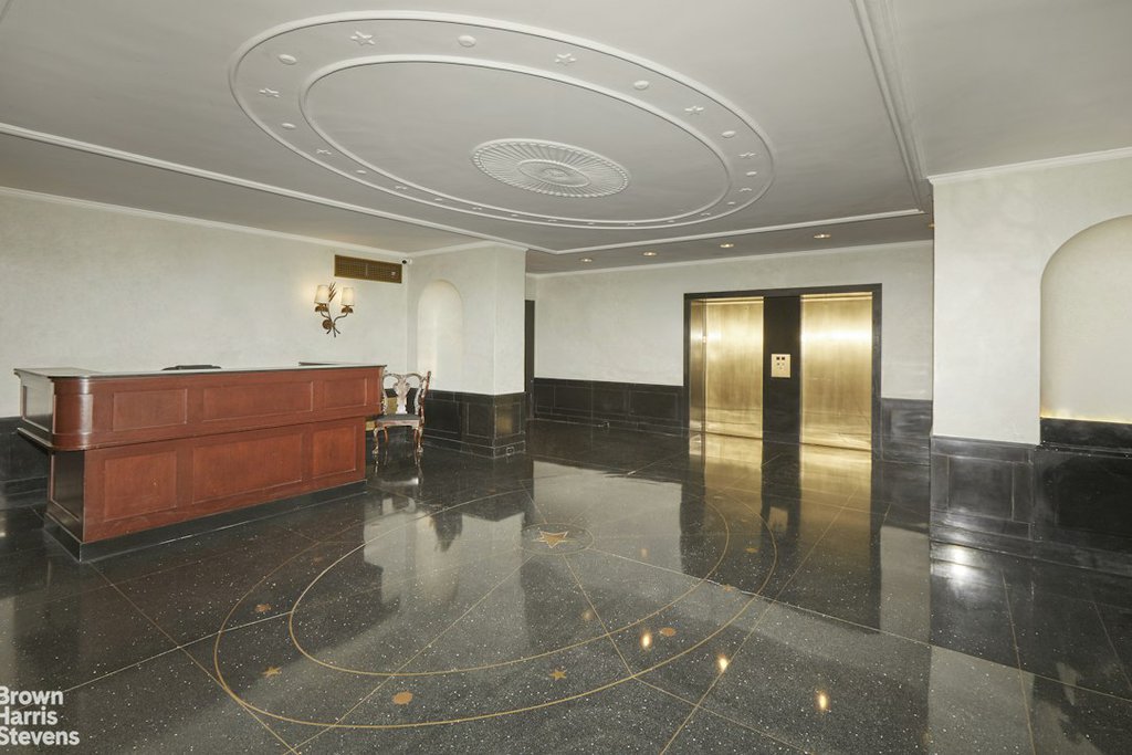 2 Horatio Street, Unit 16L photo 11