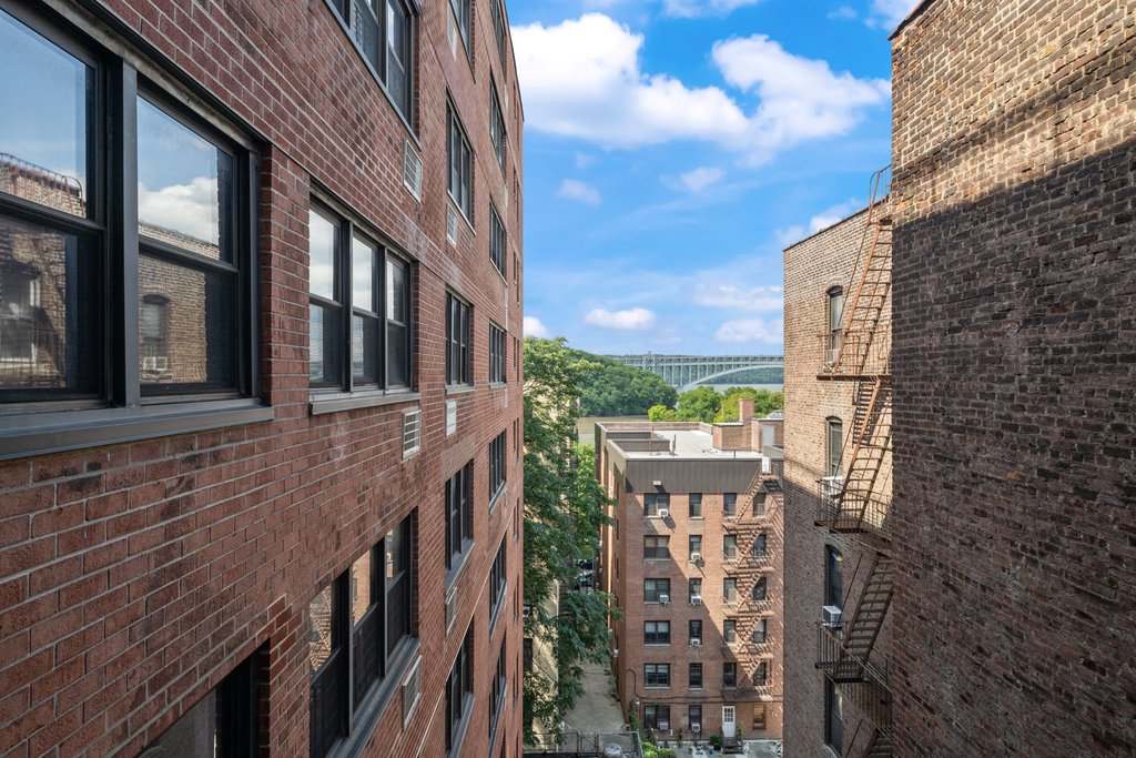 579 West 215th Street, Unit 7C photo 3