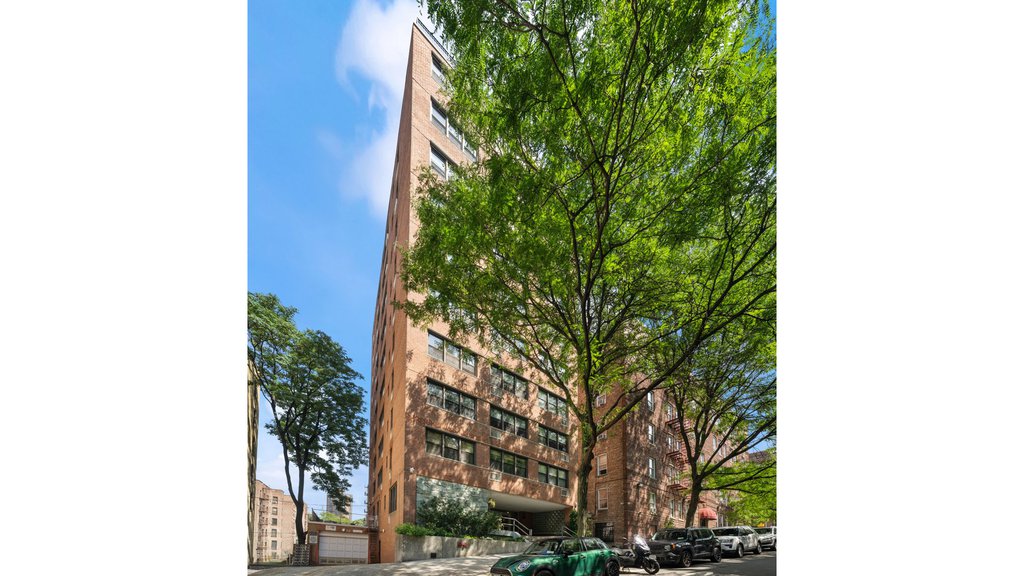579 West 215th Street, Unit 7C photo 9