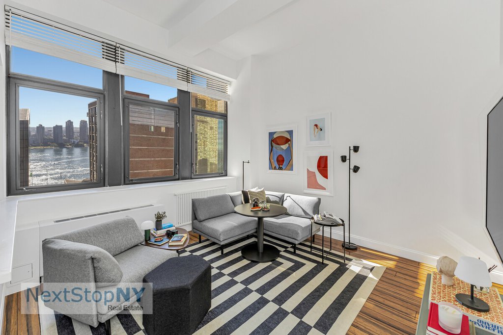 310 East 46th Street, Unit 22H