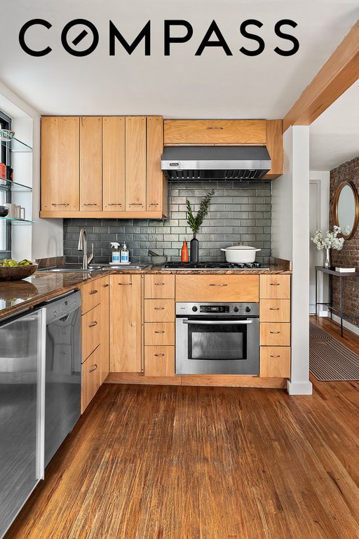 207 East 21st Street, Unit 6A photo 4