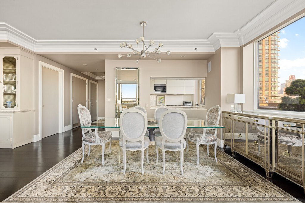 120 Riverside Boulevard, Unit 16M photo 6