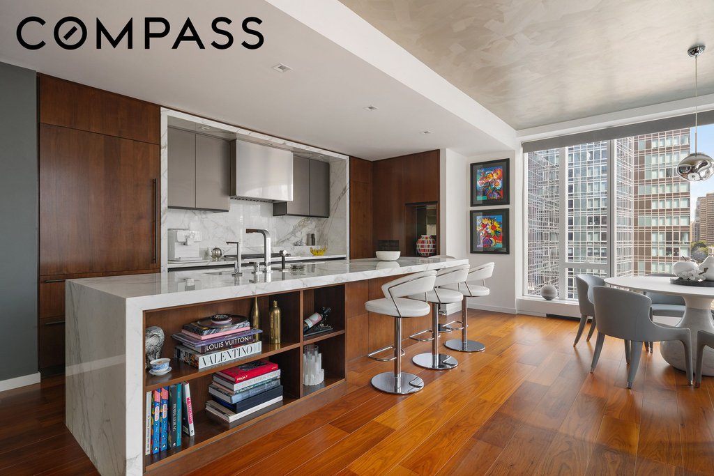 1 West End Avenue, Unit 9D photo 2
