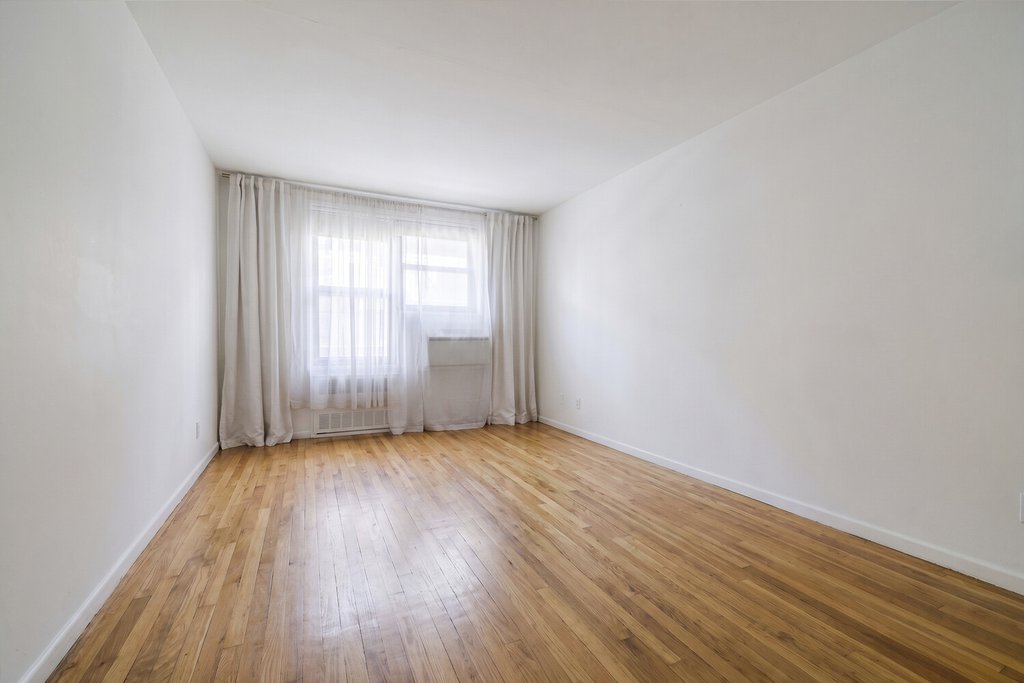 140 Seventh Avenue, Unit 5G photo 8