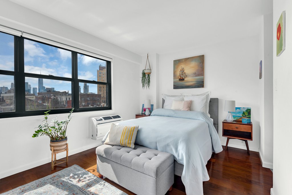 31 Jane Street, Unit 7D photo 3