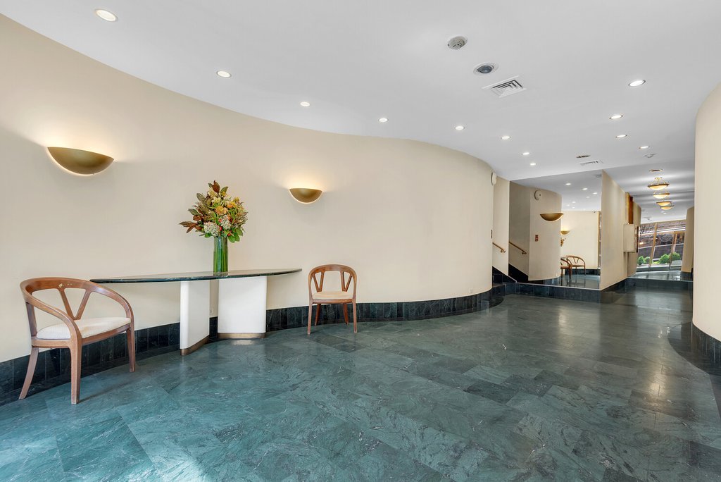 31 Jane Street, Unit 7D photo 8