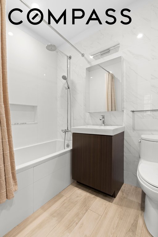 71 Nassau Street, Unit 4D photo 5