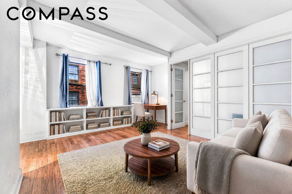 155 East 49th Street, Unit 6F photo 4