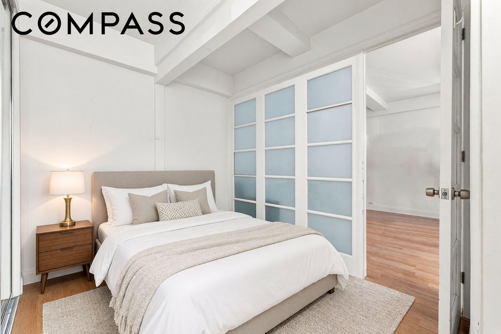 155 East 49th Street, Unit 6F photo 8
