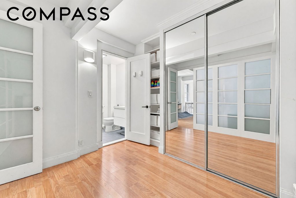 155 East 49th Street, Unit 6F photo 9