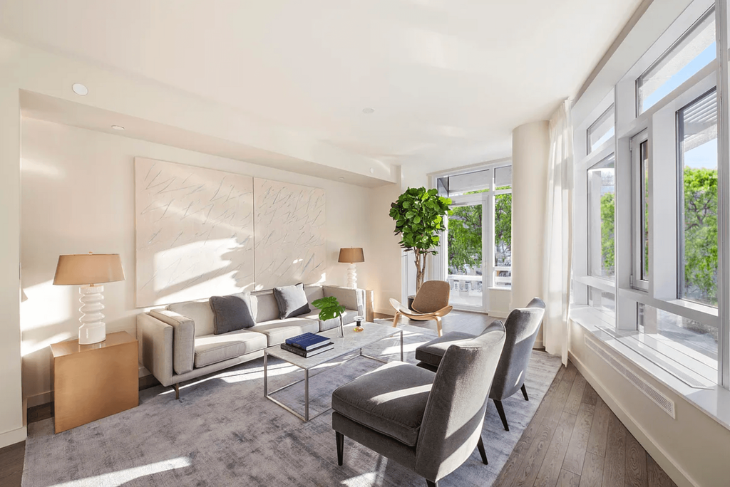 285 West 110th Street, Unit 7E