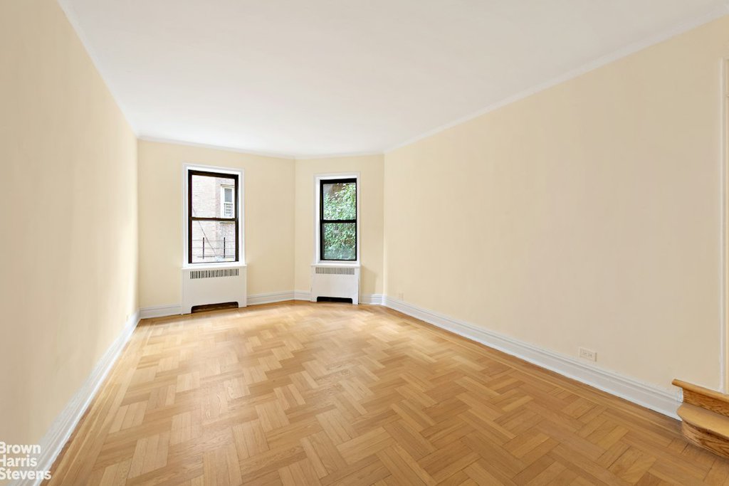 675 Walton Avenue, Unit 2E photo 2