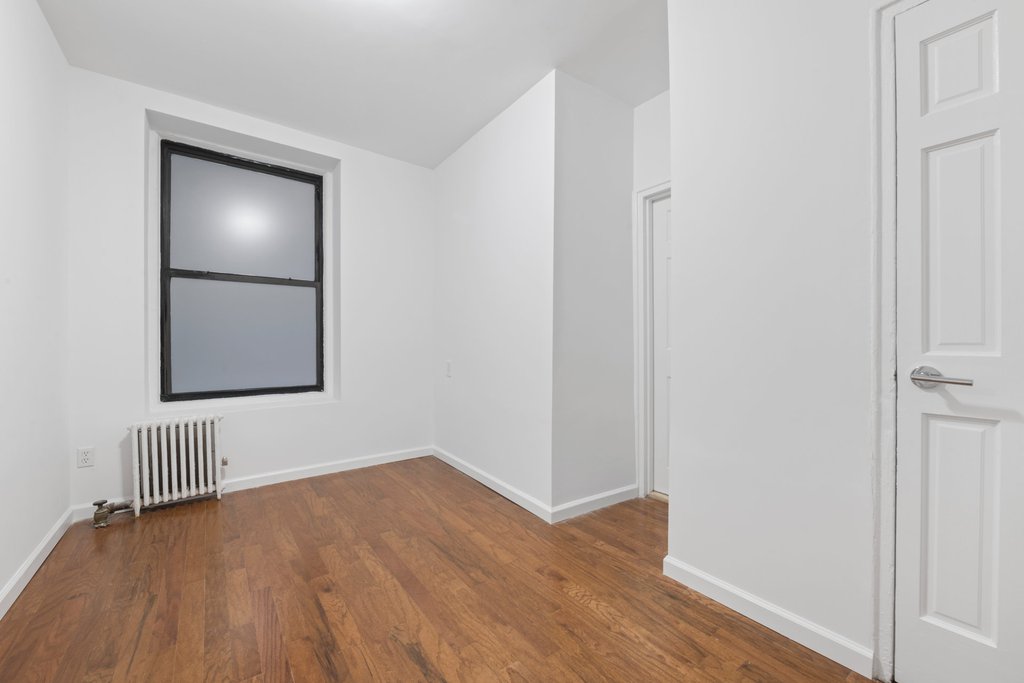 102 West 80th Street, Unit 19 photo 5