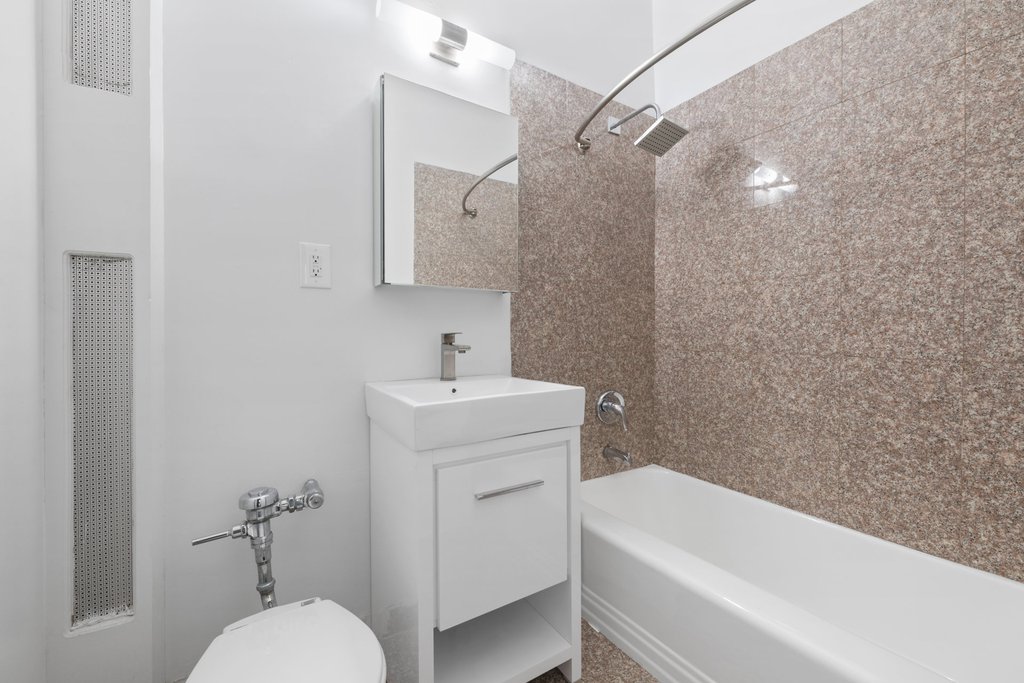 102 West 80th Street, Unit 19 photo 8